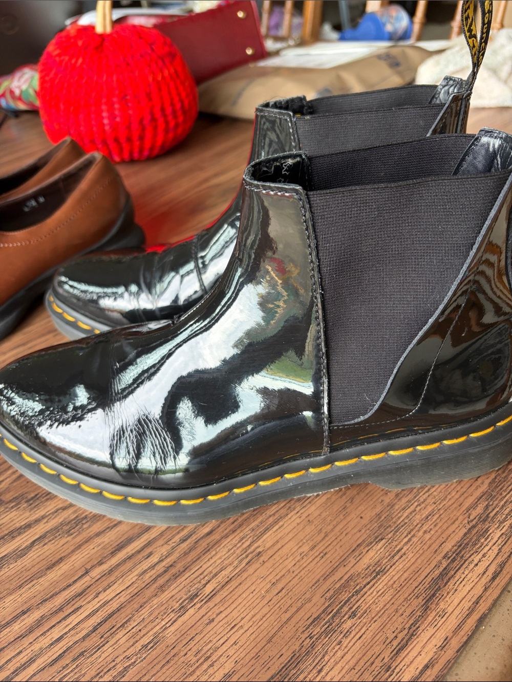 Dr. Martin Chelsea boots, Patent Leather, sz 10